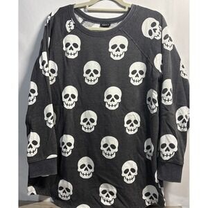 Women's Torrid 1 Fleece Tunic Gray Skulls Gothic Whimsy goth